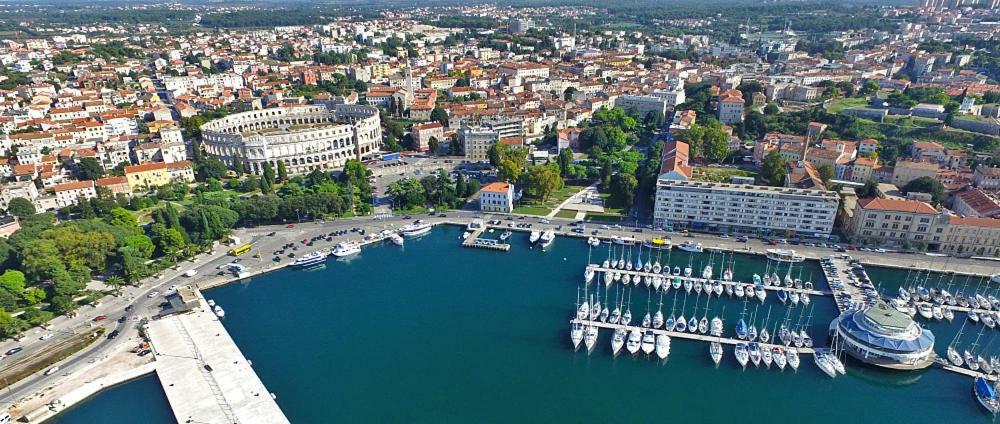 Villa Isabella Pula Extérieur photo